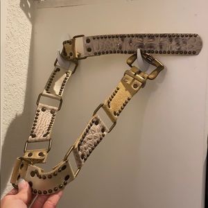Leatherock belt